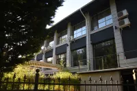 Hotel Royal Florence Hotels near Palace of the Republic