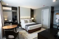 Amber Hotel-Cebu Hotels near Robinsons Galleria Cebu