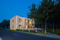 Floral Hotel·Time Train Guesthouse Các khách sạn gần Sân bay quốc tế Lukou