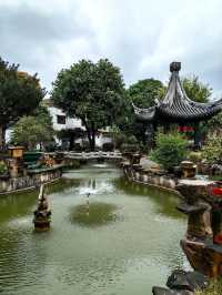 逃離都市的煩囂，踏入詹園的清幽之境。
