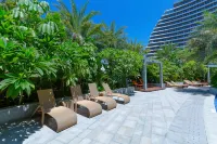 Central Coast Sea View Hotel Hotels near Dadonghai Beach