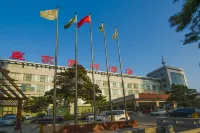 Royal Garden Hotel