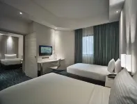 Sunway Putra Hotel Kuala Lumpur  Hotel berhampiran Surau Utama IJN (tingkat 7)
