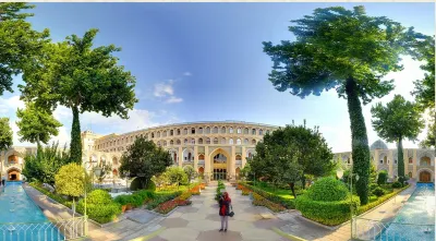Abbasi Hotel Hotels near Naqsh-e Jahan Square
