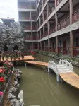豊順怡和園民宿 御逸湯泉水上楽園周辺のホテル