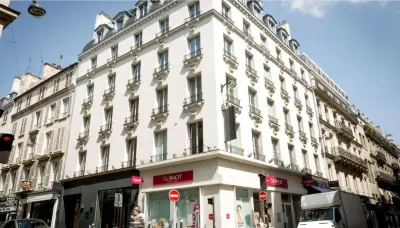 Hôtel du Triangle d'Or Hotels near Palais Garnier