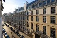 Hôtel Mandarin Oriental Paris Hôtels à proximité de : Square du Passage Moncey