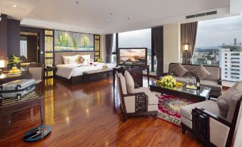 THANH LICH ROYAL BOUTIQUE HOTEL