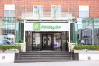 Holiday Inn London - Kensington High St. Hotels near Covent Garden