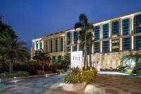 Taj Santacruz Hotels in Mumbai