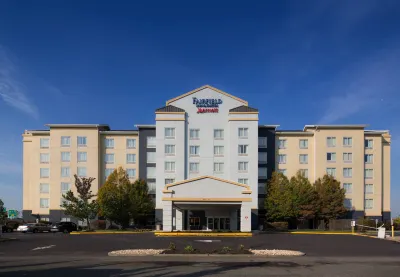 Fairfield Inn & Suites Newark Liberty International Airport Hotels near Newark - Penn Station