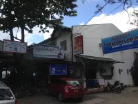 Harleys Pub and Hotel
