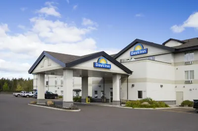Days Inn by Wyndham Thunder Bay North โรงแรมใกล้Duke Hunt Museum
