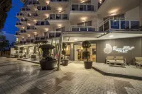 Essence Hotel Boutique by Don Paquito Hotels in Torremolinos