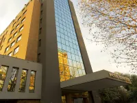 Hotel Director Vitacura