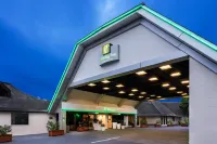 Holiday Inn Auckland Airport, an IHG Hotel Hotels near Auckland Airport