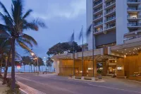 Hyatt Regency Waikiki Beach Resort & Spa Hotel dekat SpaHalekulani